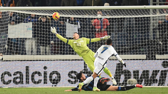 Prensa italiana ironizó con partido de Alexis ante Atalanta: Esta vez el león se quedó en la jaula