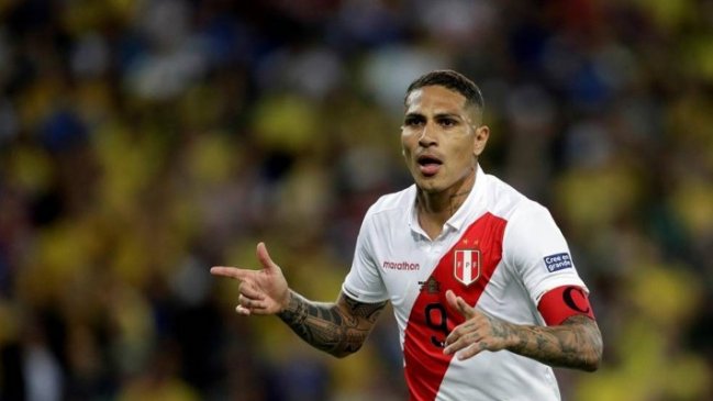 Paolo Guerrero tiene acuerdo para llegar a Alianza Lima, según prensa peruana