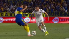 Gabriel Suazo se lució con un túnel en el amistoso ante Boca Juniors