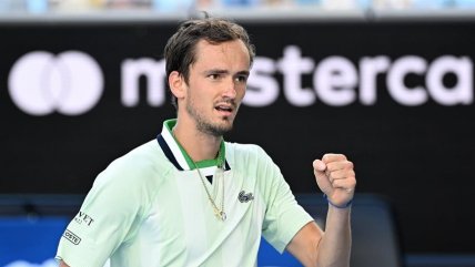Daniil Medvedev venció a Botic Van De Zandschulp y se instaló en octavos del Abierto de Australia