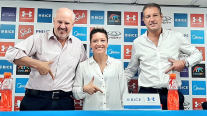 Universidad Católica presentó a Helaine de Grange como subgerenta del fútbol femenino