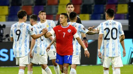 El último antecedente en Clasificatorias: Alexis anotó en el empate ante Argentina en Santiago del Estero