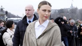 Maria Sharapova fue objeto de críticas por participar en la Paris Fashion Week