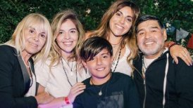 Familia de Maradona reclama justicia por su muerte y aclarar su herencia