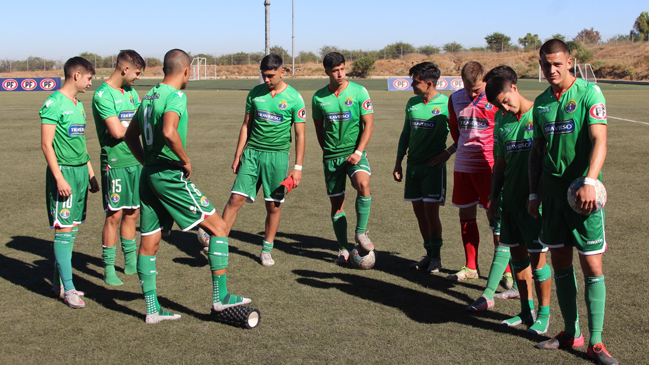 Insólito: Los árbitros dejaron esperando a Audax y Temuco en el Fútbol Joven