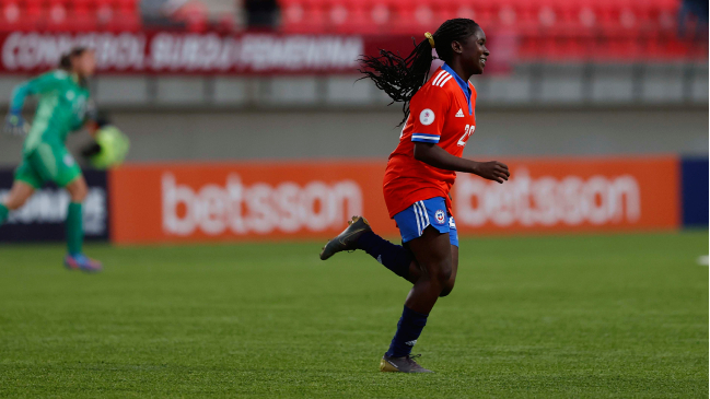 La Roja venció con autoridad a Perú y sumó su primer triunfo en el Sudamericano Femenino Sub 20