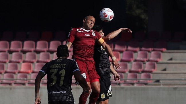 Unión Española buscará asentarse en la cima del Campeonato Nacional en su visita a La Serena