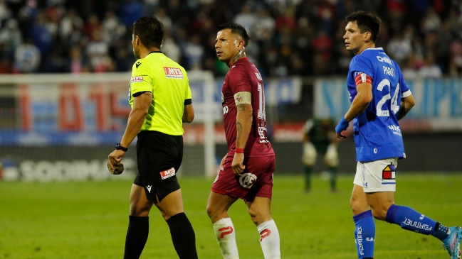 La UC fue castigada con un partido a puertas cerradas por piedrazo en duelo ante La Serena