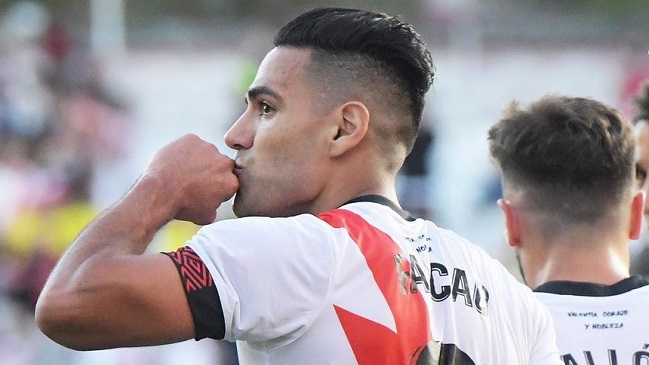 Radamel Falcao seguirá una temporada más en Rayo Vallecano