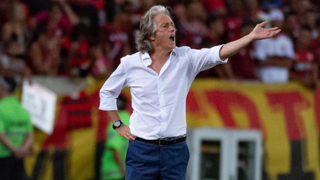 Abogado de Jorge Jesus aseguró que contactaron al DT para la selección chilena