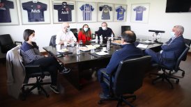 U. de Chile y Estadio Seguro se reunieron para iniciar trabajo conjunto y mejorar experiencia de de hinchas
