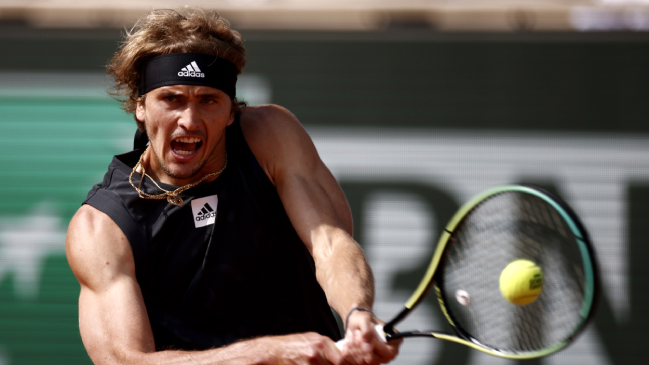 Zverev frenó el tranco ganador de Carlos Alcaraz y se instaló en semifinales de Roland Garros