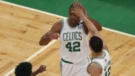 Celtics aguantó la arremetida de Warriors y tomó ventaja en las Finales de la NBA ganando el tercer duelo