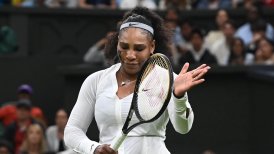 Serena Williams volvió al circuito individual con derrota en la primera ronda de Wimbledon