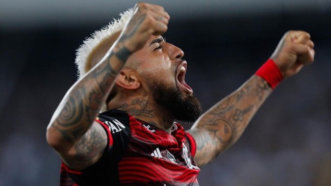 Vidal y Pulgar fueron citados en Flamengo para la semifinal ante Vélez en la Copa Libertadores