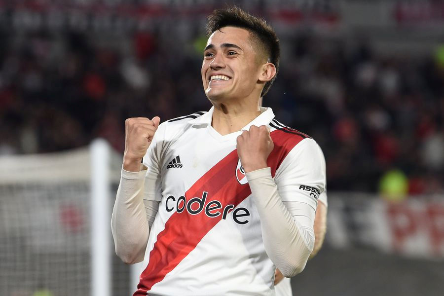 Delantero Delantero