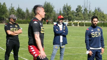 Gustavo Canales inició su era como DT de Unión Española con Gonzalo Villagra como ayudante