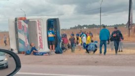 Bus que trasladaba hinchas de Boca Juniors a Mendoza sufrió fatal accidente