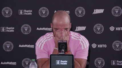 "Es momento de decir basta": Gonzalo Higuaín anunció entre lágrimas su retiro