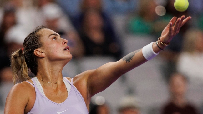 Aryna Sabalenka se metió entre las cuatro mejores de las Finales de la WTA