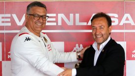 Ronald Fuentes fue presentado como nuevo director técnico de Unión Española