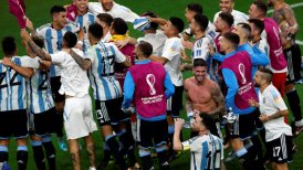 "Los brazucas se pondrán a llorar": El canto del plantel argentino tras superar los octavos de final