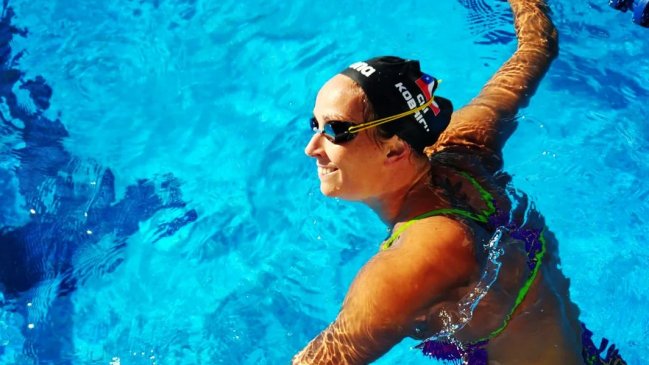 Kristel Kobrich fue postulada como la mejor nadadora de Latinoamérica por medio internacional