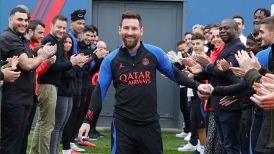 Bienvenida de campeón: Messi volvió a las prácticas de PSG