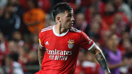 DT de Benfica apuntó a Enzo Fernández por viajar sin permiso a Argentina por año nuevo