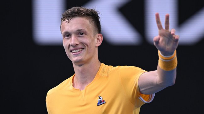 Jiri Lehecka sorprendió a Felix Auger-Aliassime y avanzó a cuartos en Australia