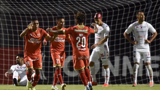 La Copa Libertadores arrancó con agónico triunfo de Sport Huancayo sobre Nacional de Asunción