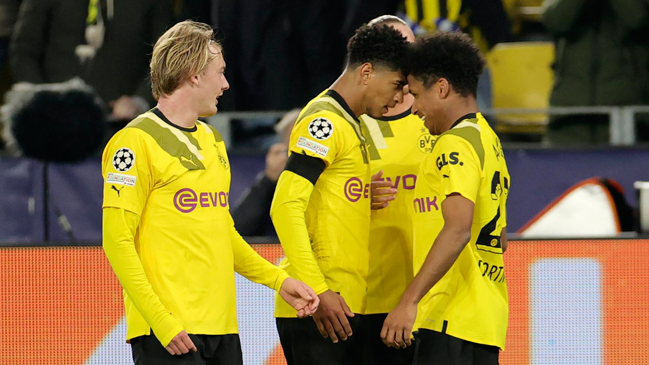 Dortmund resistió los embates de Chelsea para ganar el choque de ida en octavos de Champions