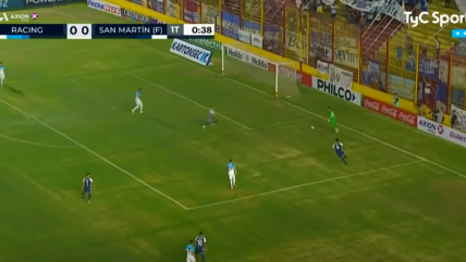 Arias cometió tremendo blooper con Racing ante San Martín Formosa en la Copa Argentina