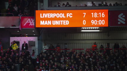 Liverpool hizo historia con la mayor goleada en el clásico ante Manchester United