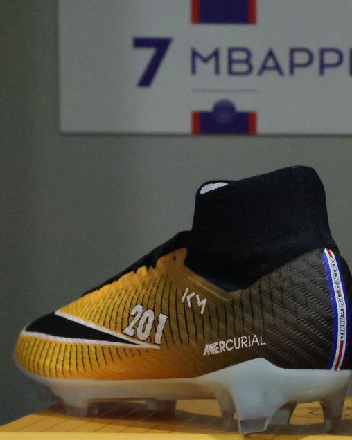 Fotos] Los zapatos que usará Mbappé como goleador de PSG - AlAireLibre.cl