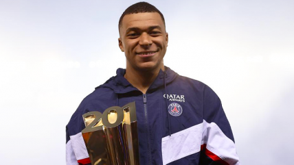 Los zapatos que usará Mbappé como máximo goleador de PSG
