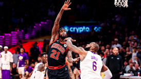 Los Angeles Lakers se estrelló con Chicago Bulls en el regreso de LeBron James