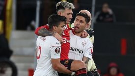 "Scaloneta" unida: Lisandro Martínez se lesionó y jugadores argentinos de Sevilla lo ayudaron