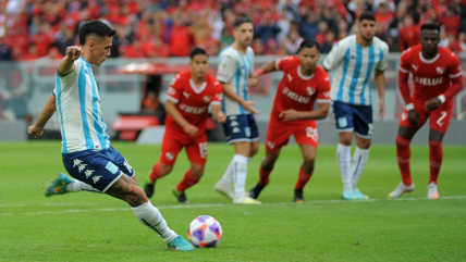 Racing Club empató gracias a un polémico penal en el clásico contra Independiente