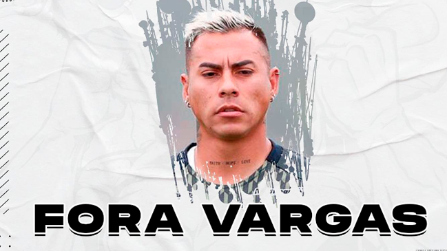 Hinchas de Atlético Mineiro perdieron la paciencia y exigieron la salida de Eduardo Vargas