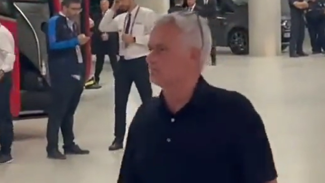 Mourinho insultó al árbitro de la final de Europa League en los estacionamientos