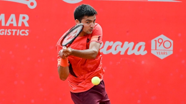 Tomás Barrios reaccionó a tiempo para avanzar a cuartos de final en Bratislava