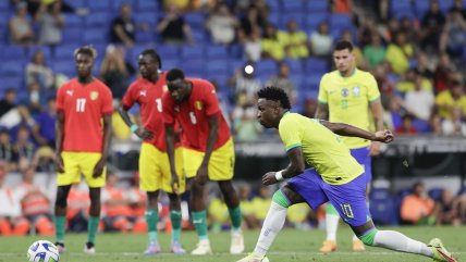 Vinicius cerró la goleada de Brasil a Guinea en Barcelona