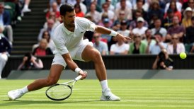 Novak Djokovic barrió con Cachín en el inicio de Wimbledon