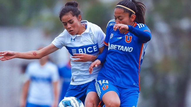 La U y la UC se enfrentan en el clásico universitario femenino