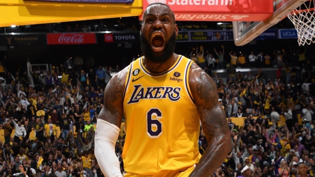 LeBron James confirmó que jugará al menos una temporada más en los Lakers