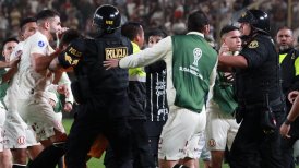 Sudamericana: Corinthians venció a Universitario en duelo con escandaloso final en Lima