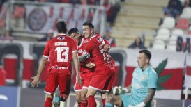 Unión La Calera vapuleó a Curicó Unido en La Granja y encadenó su tercer triunfo