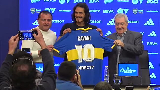 Cavani fue presentado en Boca: Estoy en los últimos años de mi carrera, es algo muy grande