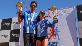 Sebastián Traslaviña y Katherine Cortés ganaron el Media Maratón de Concón